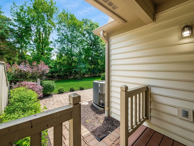 6003 Dunabbey Loop, Dublin, OH 43017 - wooden deck with a yard and a patio area
