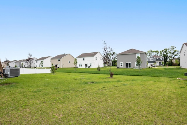 165 Norland Dr, Pickerington, OH 43147 - view of grassy yard with a residential view