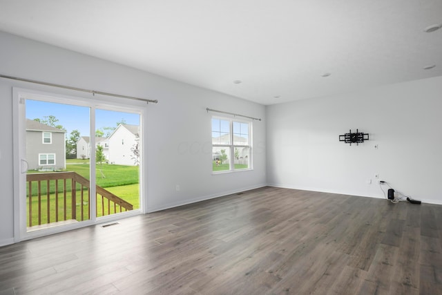165 Norland Dr, Pickerington, OH 43147 - unfurnished room featuring wood finished floors