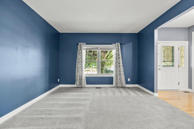 4003 Laurel Valley Dr, Powell, OH 43065 - carpeted empty room featuring baseboards
