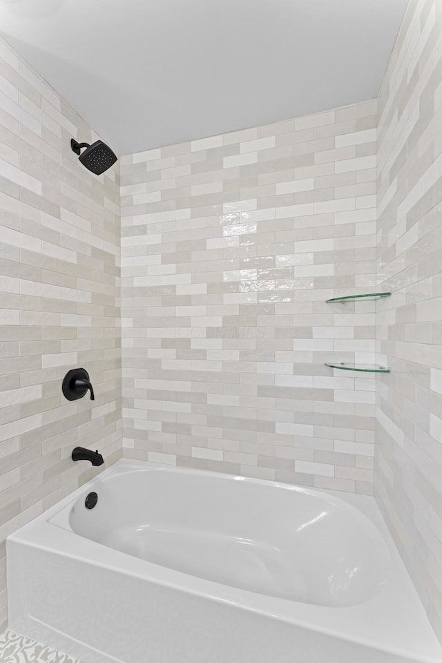 137 E Morrill Ave, Columbus, OH 43207 - full bathroom featuring washtub / shower combination