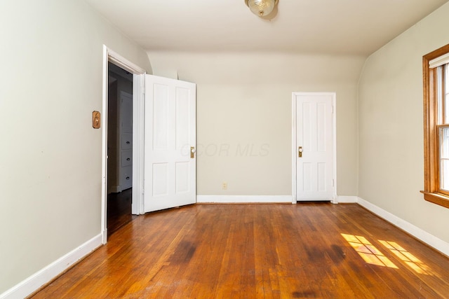 670 Greenwich St, Worthington, OH 43085 - unfurnished room with hardwood / wood-style floors and baseboards