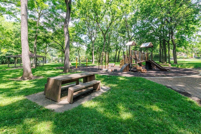 670 Greenwich St, Worthington, OH 43085 - community playground with a yard and a gazebo