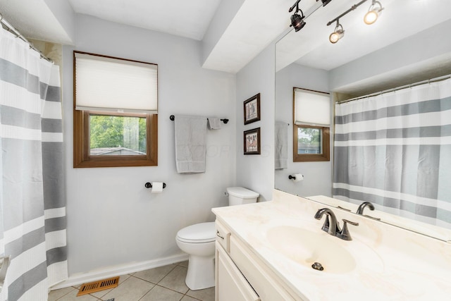 2740 Mitzi Dr, Columbus, OH 43209 - bathroom with tile patterned floors, vanity, and curtained shower