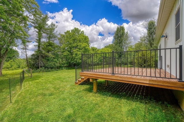 3663 Cedar Hill Rd NW, Canal Winchester, OH 43110 - view of yard featuring a deck