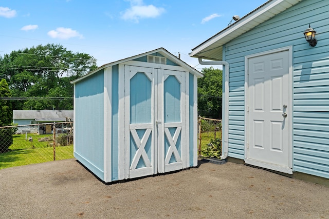 507 Shoshone Dr, Lancaster, OH 43130 - view of shed