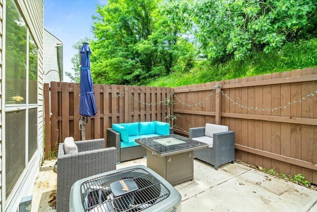5821 Albany Grv, Westerville, OH 43081 - fenced backyard featuring a patio and outdoor lounge area