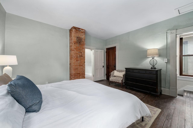 336 E Kossuth St, Columbus, OH 43206 - bedroom featuring hardwood / wood-style flooring and vaulted ceiling