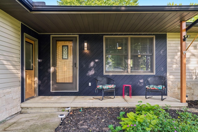 4490 N Bank Rd, Buckeye Lake, OH 43008 - doorway to property with a porch