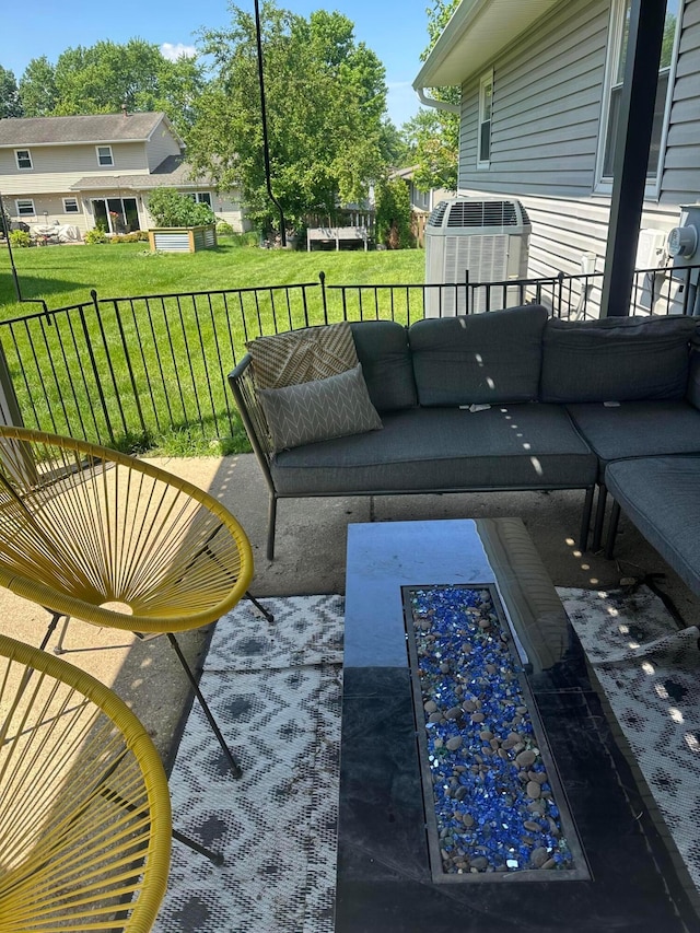 505 Tresham Rd, Columbus, OH 43230 - view of patio featuring an outdoor hangout area