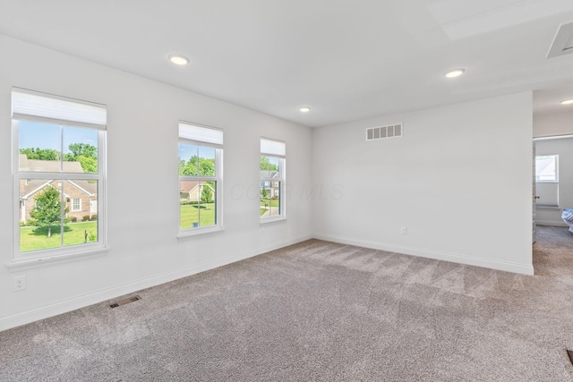 3622 Switchgrass Ct, Hilliard, OH 43026 - unfurnished room with carpet floors, plenty of natural light, and recessed lighting