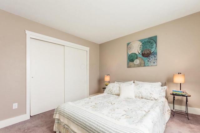 7831 Meadowhaven Blvd Unit 73, Columbus, OH 43235 - bedroom featuring light colored carpet and a closet
