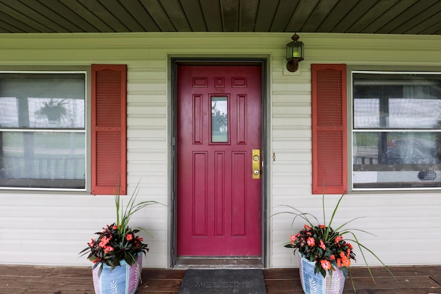 5255 State Route 138, Circleville, OH 43113 - view of exterior entry with covered porch
