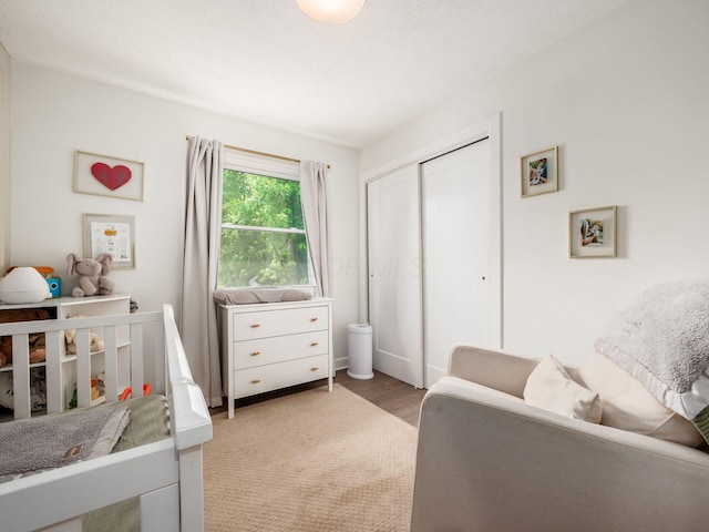5611 Donnally Ct, Dublin, OH 43016 - bedroom featuring a closet and wood finished floors