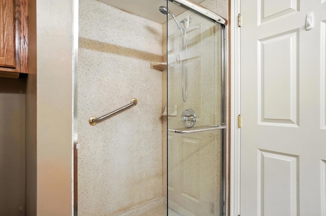 3175 Dartford Trce, Dublin, OH 43017 - full bath featuring a shower stall