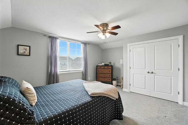 618 Ludham Trl, Pickerington, OH 43147 - bedroom with carpet floors, vaulted ceiling, a closet, and ceiling fan