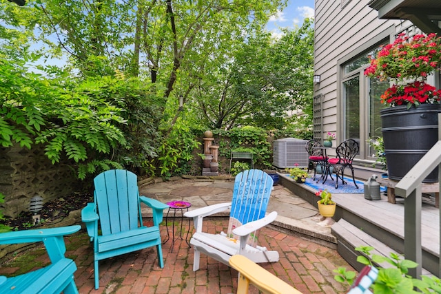 117 E Frankfort St, Columbus, OH 43206 - view of patio