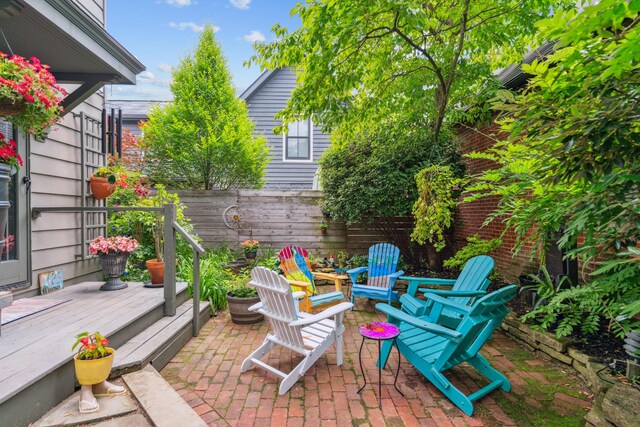 117 E Frankfort St, Columbus, OH 43206 - view of patio / terrace featuring a deck