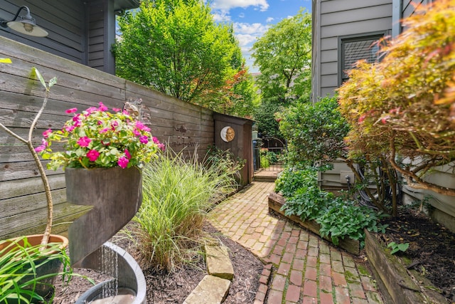 117 E Frankfort St, Columbus, OH 43206 - view of patio / terrace