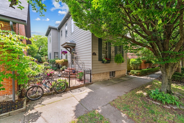 117 E Frankfort St, Columbus, OH 43206 - view of home's exterior