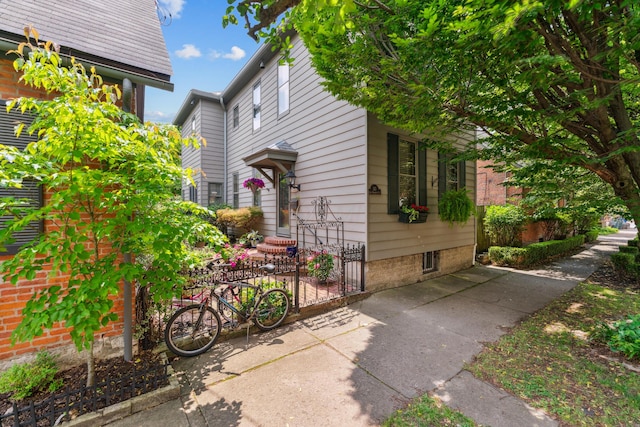 117 E Frankfort St, Columbus, OH 43206 - view of side of home