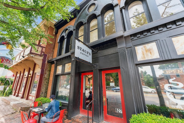 117 E Frankfort St, Columbus, OH 43206 - view of building exterior