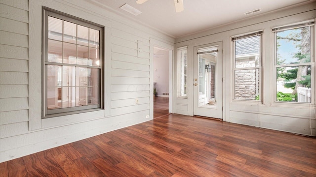 74 Stonington Cir, Newark, OH 43055 - unfurnished room with wood finished floors and a ceiling fan