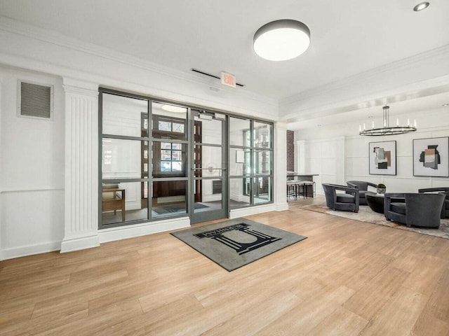 250 Daniel Burnham Sq Unit 402, Columbus, OH 43215 - lobby featuring ornamental molding