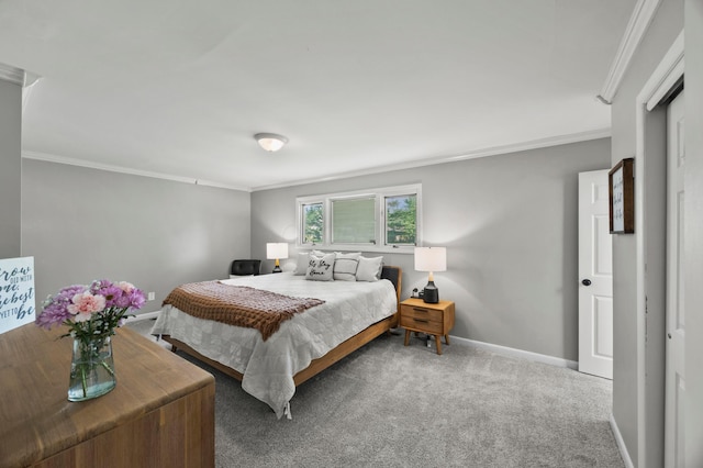 298 Flint Ridge Dr, Columbus, OH 43230 - bedroom with crown molding and carpet