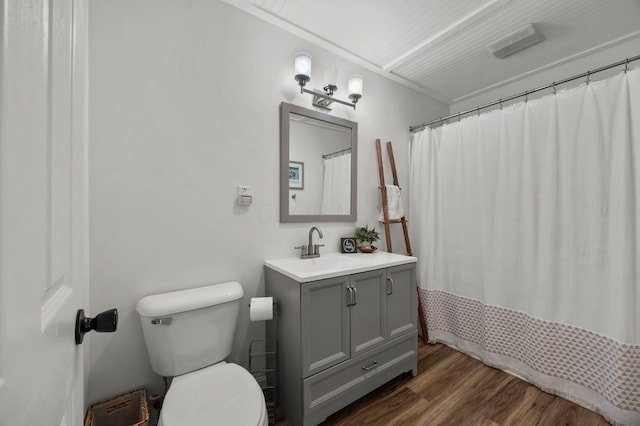 298 Flint Ridge Dr, Columbus, OH 43230 - full bath featuring vanity, wood finished floors, and curtained shower
