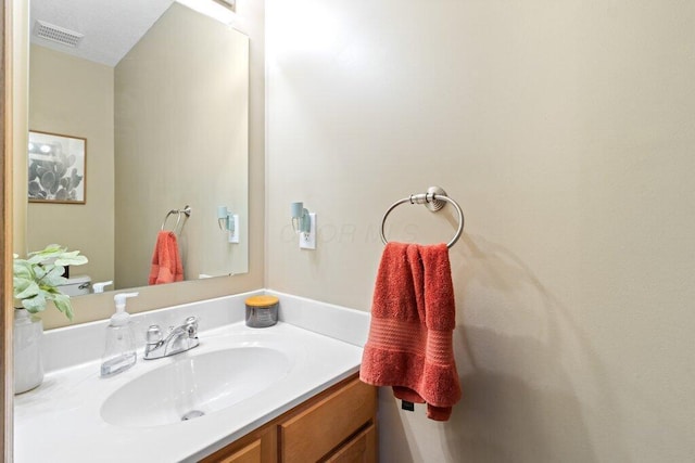 486 Ruffin Dr, Galloway, OH 43119 - bathroom featuring vanity and toilet