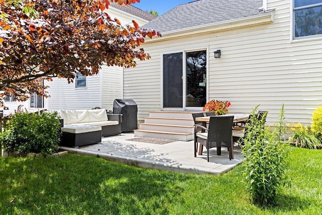 486 Ruffin Dr, Galloway, OH 43119 - back of house with a shingled roof, a patio, and entry steps