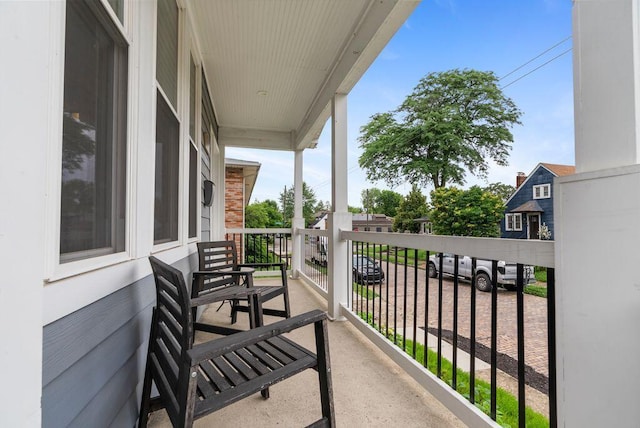 497 E Kossuth St, Columbus, OH 43206 - view of balcony