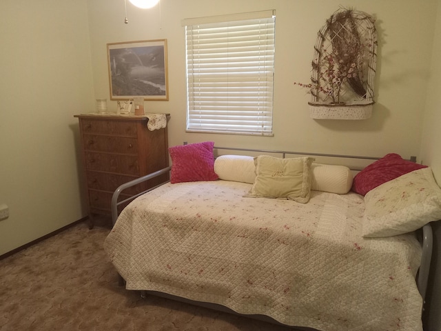 6978 Cook-Jones Rd, Waynesville, OH 45068 - carpeted bedroom featuring baseboards