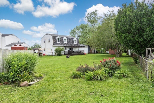 3748 Wagner Ct, Grove City, OH 43123 - fenced backyard featuring a deck
