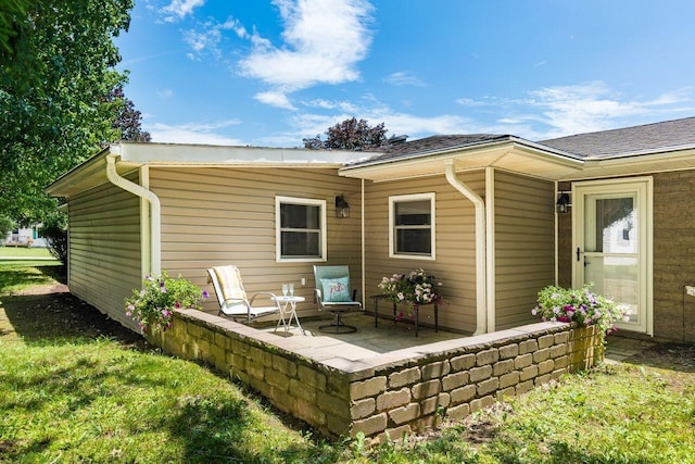 2591 Apple Valley Dr, Howard, OH 43028 - rear view of house featuring a patio area