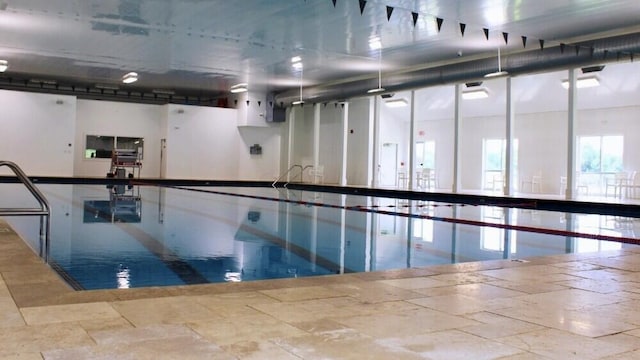 2591 Apple Valley Dr, Howard, OH 43028 - view of indoor community pool