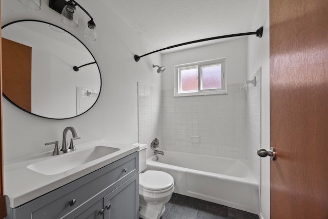 1033 Folkestone Rd, Columbus, OH 43220 - full bath with  shower combination and vanity