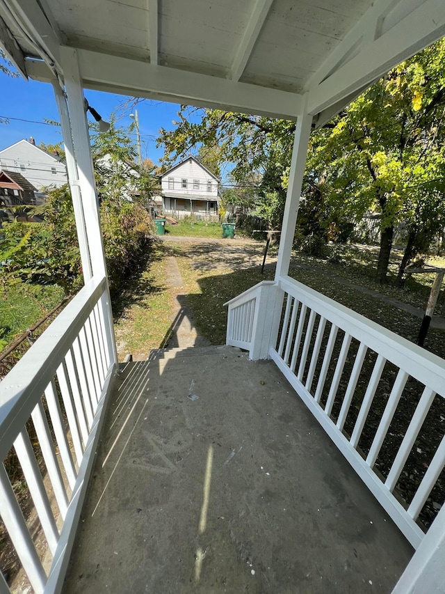 1514-1516 E 26th Ave, Columbus, OH 43211 - view of porch