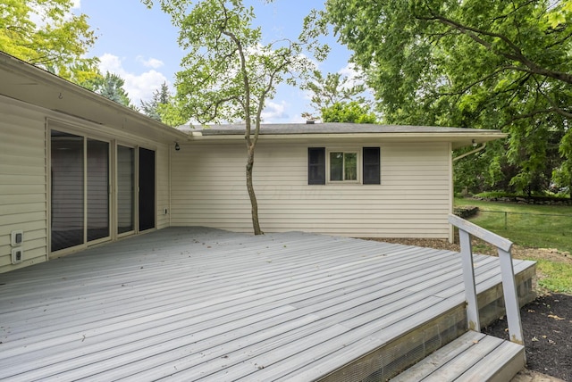 4289 Shelbourne Ln, Columbus, OH 43220 - view of deck