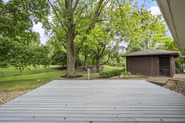 4289 Shelbourne Ln, Columbus, OH 43220 - view of wooden terrace