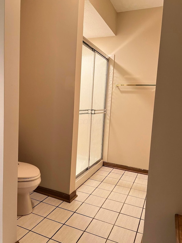 471 Old Mill Dr, Columbus, OH 43230 - full bath featuring tile patterned flooring and a stall shower