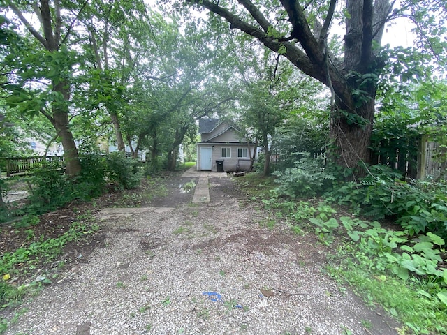 128 S Princeton Ave, Columbus, OH 43222 - view of yard