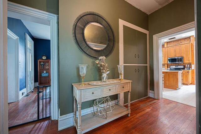 1871 Galloway Rd, Galloway, OH 43119 - corridor with hardwood / wood-style flooring and baseboards