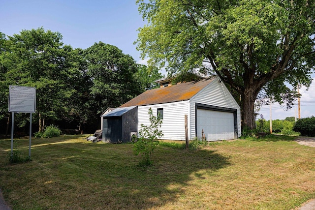 1871 Galloway Rd, Galloway, OH 43119 - view of detached garage