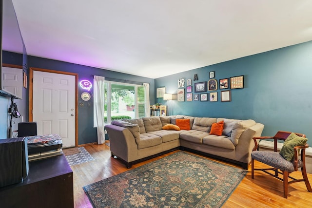 401 Smith Rd, Columbus, OH 43228 - living area featuring light wood-style floors