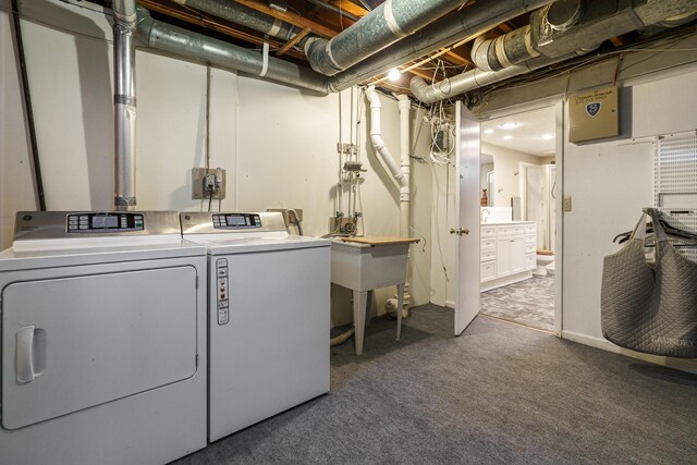 2006 Kentwell Rd, Upper Arlington, OH 43221 - laundry room with separate washer and dryer and carpet floors