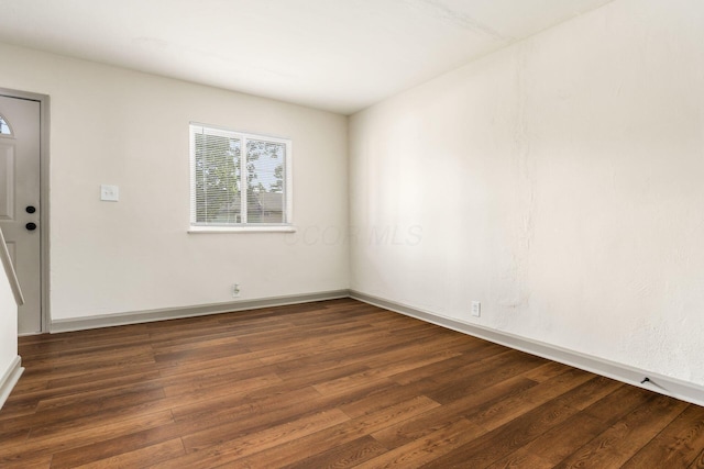 437-441 S Glenwood Ave, Columbus, OH 43223 - spare room featuring wood finished floors