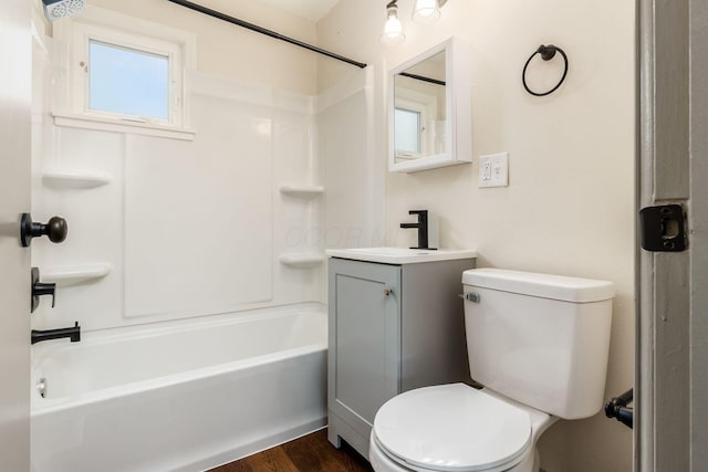 437-441 S Glenwood Ave, Columbus, OH 43223 - full bathroom with vanity, shower / tub combination, and wood finished floors