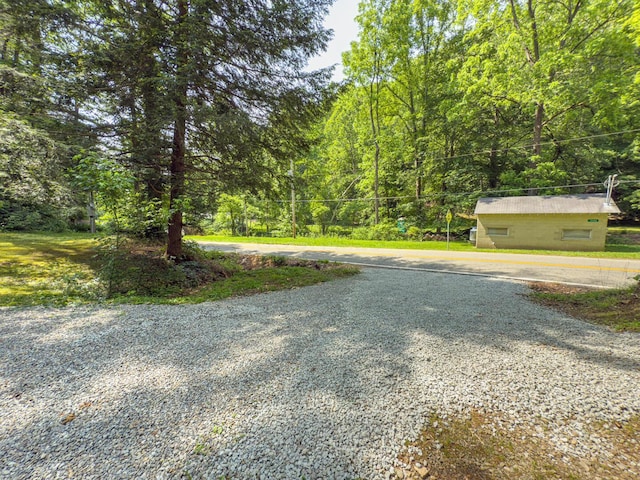 53461 State Route 671, Londonderry, OH 45647